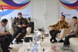 Menpora dan Gubernur NTB bahas Fornas 2025 dan PON 2028