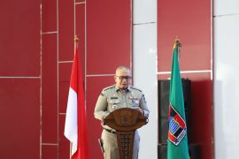 Sekda Andree Algamar buka rapat Evaluasi dan Koordinasi Pelaksanaan Kegiatan Pembangunan Triwulan I Tahun 2025