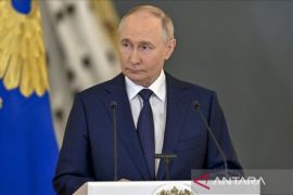 Vladimir Putin umumkan gencatan senjata sepihak di Ukraina pada 8-10 Mei