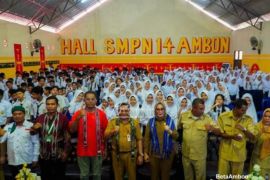 Pemkot Ambon  edukasi literasi digital di sekolah wujudkan kota pintar