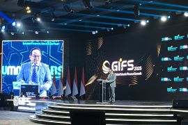 Wamen BUMN: Perbankan syariah bisa jembatani tantangan industri halal