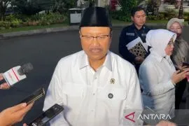 Mensos kaji ide Dedi Mulyadi soal vasektomi jadi syarat terima bansos