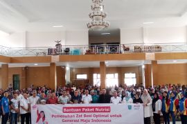 300 anak di Belitung terima paket bantuan nutrisi cegah stunting