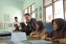 Kedutaan Besar Australia dukung transformasi pembelajaran di Lombok Tengah