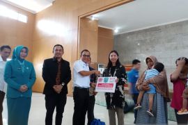 300 anak di Kabupaten Belitung terima paket bantuan nutrisi cegah stunting