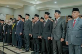 Cara Gubernur NTB Iqbal rotasi pejabat tuai apresiasi anggota dewan