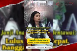 Janji anak rantau Mentawai: Lulus kuliah cepat, banggakan orang tua