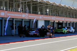 Logistik pembalap GT World Challenge Asia mulai tiba di Mandalika