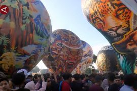 Melihat kemeriahan Festival Balon Mudik di Wonosobo