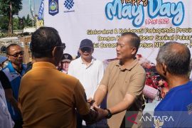 Gubernur Iqbal ajak buruh di NTB ikut bangun daerah