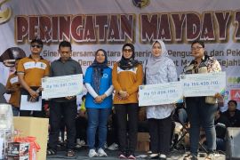 BPJS Ketenagakerjaan Semarang Majapahit serahkan santunan ahli  waris
