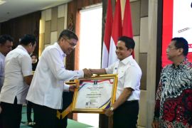 Pemkot Pontianak borong tiga penghargaan dari Kanwil Kementerian Hukum Kalbar