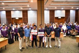 PT Semen Padang lepas 48 calon Jemaah Haji karyawan dan pensiunan