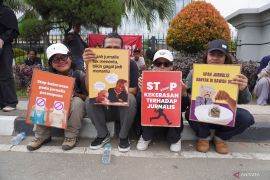 Jurnalis di Samarinda soroti jaminan sosial saat peringati Hari Buruh