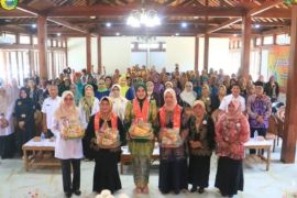 Pemkab Tala tingkatkan kapasitas perempuan pelaku UMKM