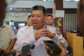 Gubernur Babel berkomitmen perjuangkan hak buruh