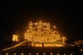 PT Timah bersama warga Karimun gelar tradisi lampu colok