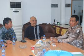 Distan HSS fasilitasi kerjasama Ponpes-Bumdes produksi pupuk organik