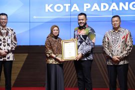 Pemko Padang raih nilai tertinggi evaluasi indeks Reformasi Birokrasi tahun 2024 di wilayah Sumatera