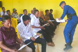 Ditpolairud Polda Malut sosialisasi bahaya destructive fishing ke nelayan