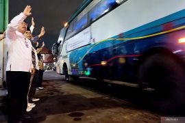 PPIH Surabaya laporkan satu calon haji alami penundaan keberangkatan