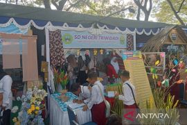 Bantul menampilkan karya guru dan siswa TK dan SD melalui "School Expo"