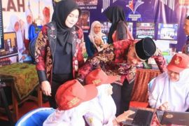 Bupati Tala ajak seluruh pihak terkait bangun dunia pendidikan