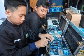 Memacu pendidikan digital di sekolah