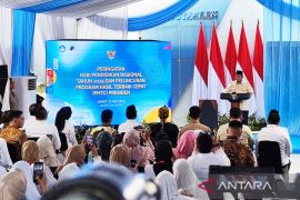 Presiden ingin bangun 25 ribu gudang darurat tampung produksi melimpah