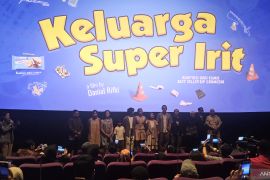 Pengisi suara Don "Jumbo" Den Bagus suka komik "Keluarga Super Irit"