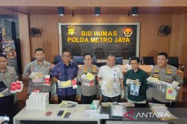 Polisi-Interpol koordinasi untuk telusuri saham korban "scamming"
