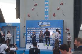 Kiromal Katibin raih perunggu Piala Dunia Panjat Tebing 2025 di Bali