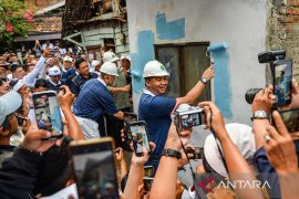 Peluncuran program bebenah kampung di Bandung