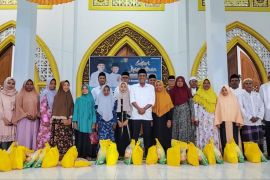 Bupati Malteng safari Ramadhan di Kelurahan Lesane Masohi