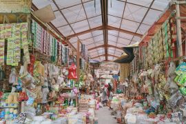 Penajam terapkan pembayaran retribusi pasar lewat QRIS