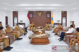 Gubernur NTB atensi kelebihan kapasitas TPA Kebon Kongok