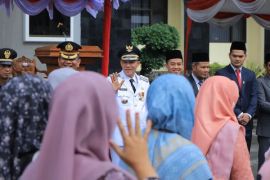 Pemkab Pasaman minta ASN jadi motivator manfaatkan lahan jaga ketahanan pangan