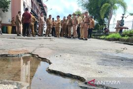 Bupati Kotim rencanakan pembenahan Pasar Ikan Mentaya