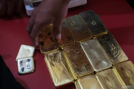 Hoaks! Foto temuan emas di sungai, akan dibagikan gratis untuk masyarakat