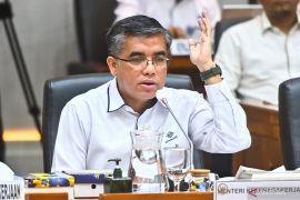 Indonesian minister urges joint effort to stop job brokerage practice