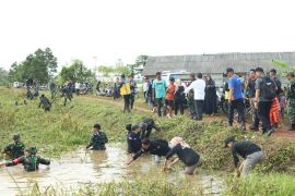 Lipsus - Bupati HSU "bisikin" Presiden Prabowo tentang Polder Alabio