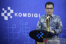 Wamenkomdigi dorong pers dan industri media cari model bisnis baru