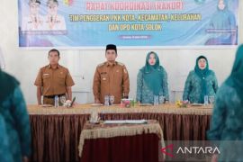 Wali Kota Solok buka rapat koordinasi tim penggerak PKK Kota Solok