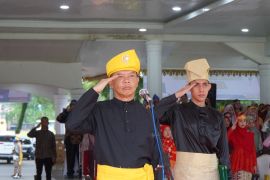 Hardiknas di Langkat bernuansa pakaian adat dari berbagai suku