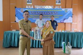 Disdukcapil Provinsi Kalsel berikan sosialisasi pencatatan sipil bagi perangkat desa
