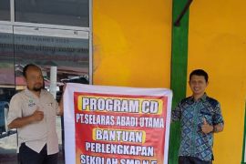 SMPN 5 Pelalawan, Desa Kuala Tolam terima bantuan seperangkat komputer