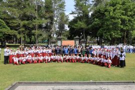 Pimpin Upacara Hardiknas, Bupati Lampung Barat beri sanksi lima kepala sekolah indisipliner