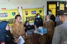 Bidokkes serahkan delapan jenazah kepada ahli waris kecelakaan bus ALS