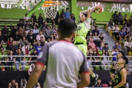 Satya Wacana raih kemenangan 88-84 atas Pacific Caesar Surabaya