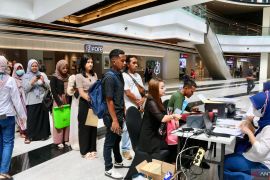 Imigrasi Kepri fasilitasi pembuatan 1000 Eazy Passport di Batam